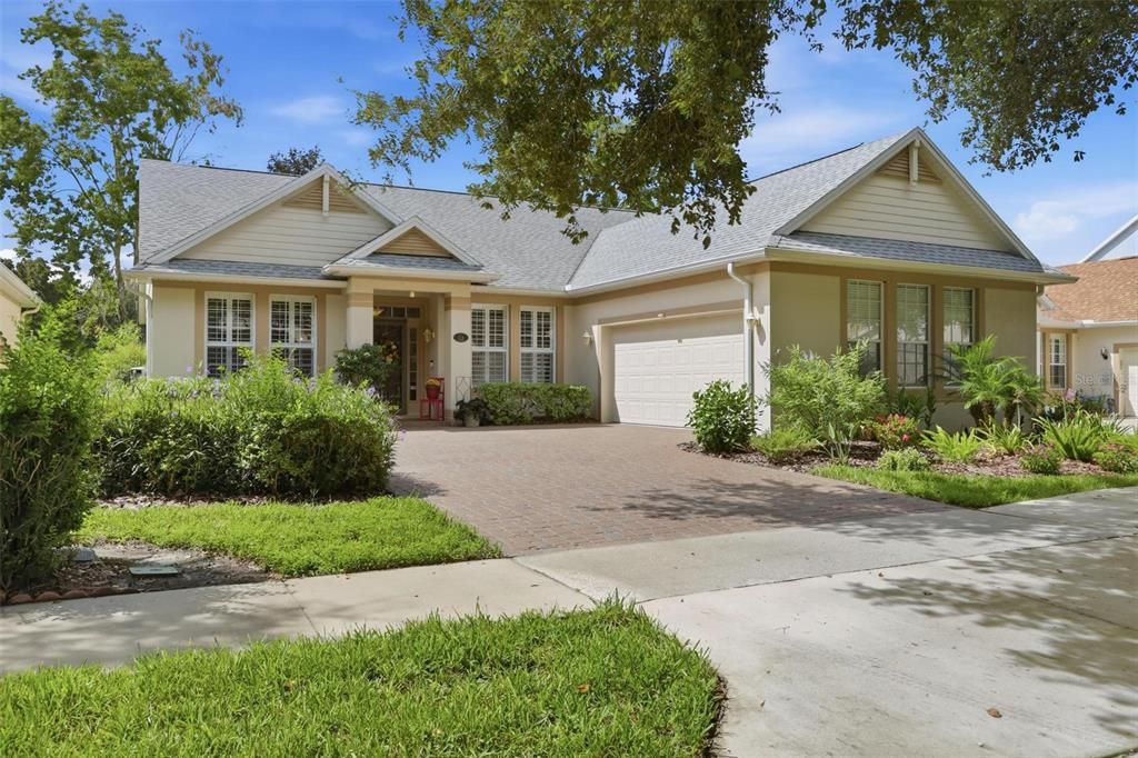 For Sale: $435,000 (3 beds, 2 baths, 2238 Square Feet)