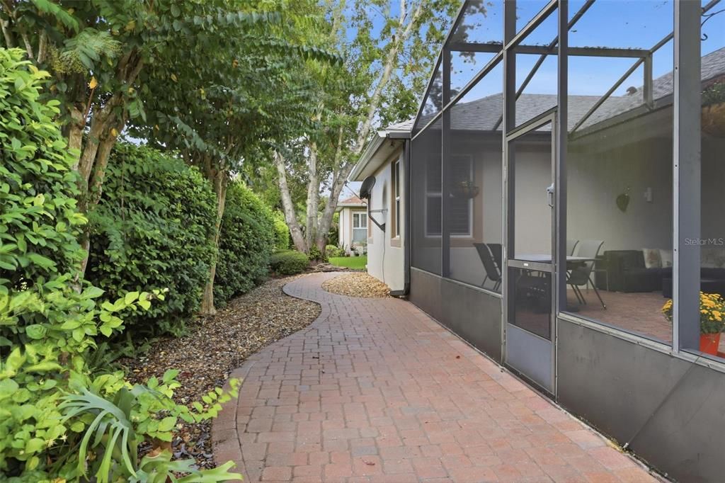 For Sale: $435,000 (3 beds, 2 baths, 2238 Square Feet)