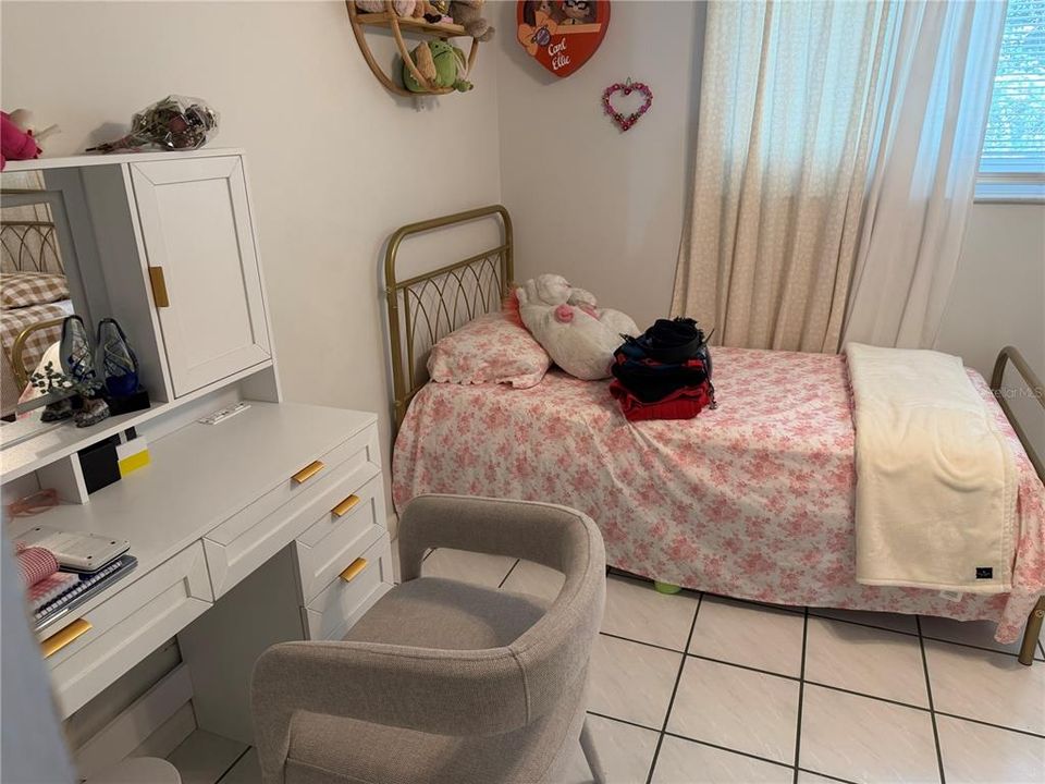 For Sale: $650,000 (6 beds, 0 baths, 1844 Square Feet)