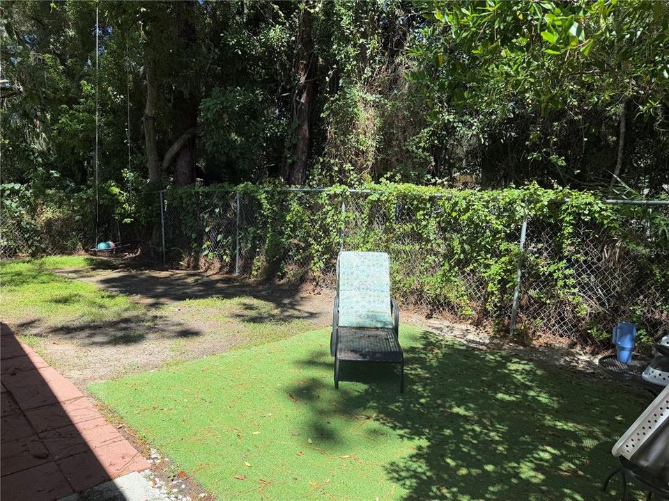 For Sale: $650,000 (6 beds, 0 baths, 1844 Square Feet)