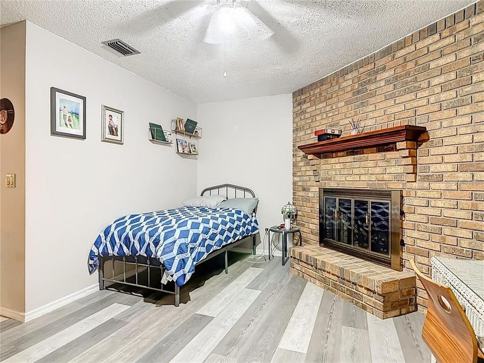 For Sale: $316,900 (3 beds, 2 baths, 1620 Square Feet)