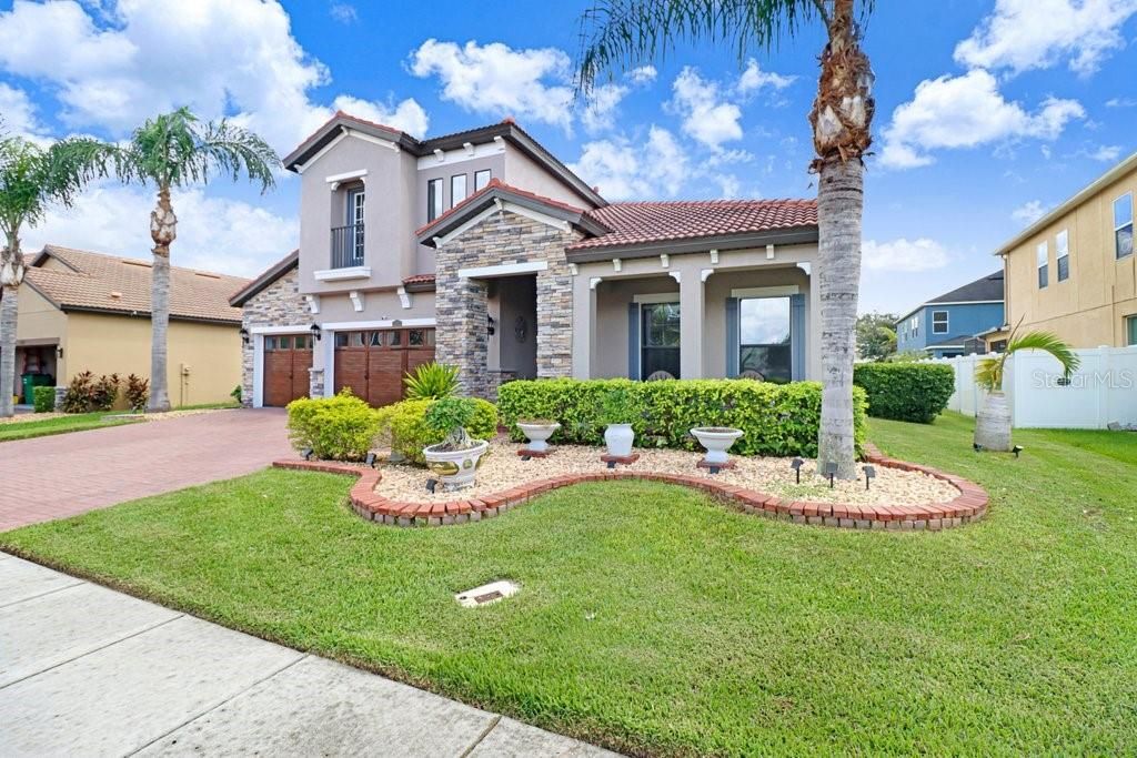 En Venta: $659,900 (4 camas, 3 baños, 2955 Pies cuadrados)