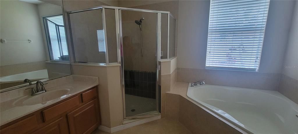 For Rent: $3,300 (4 beds, 3 baths, 2110 Square Feet)