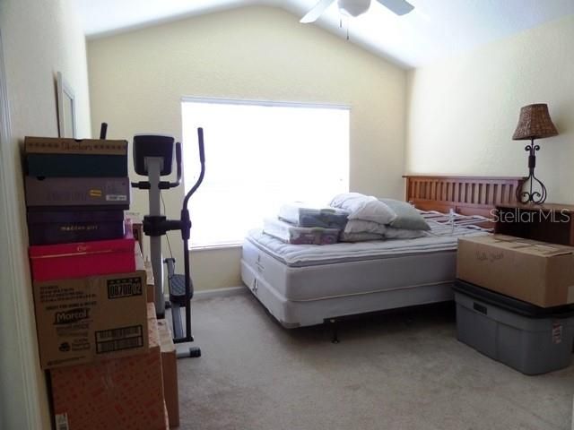 For Rent: $2,150 (3 beds, 2 baths, 1647 Square Feet)