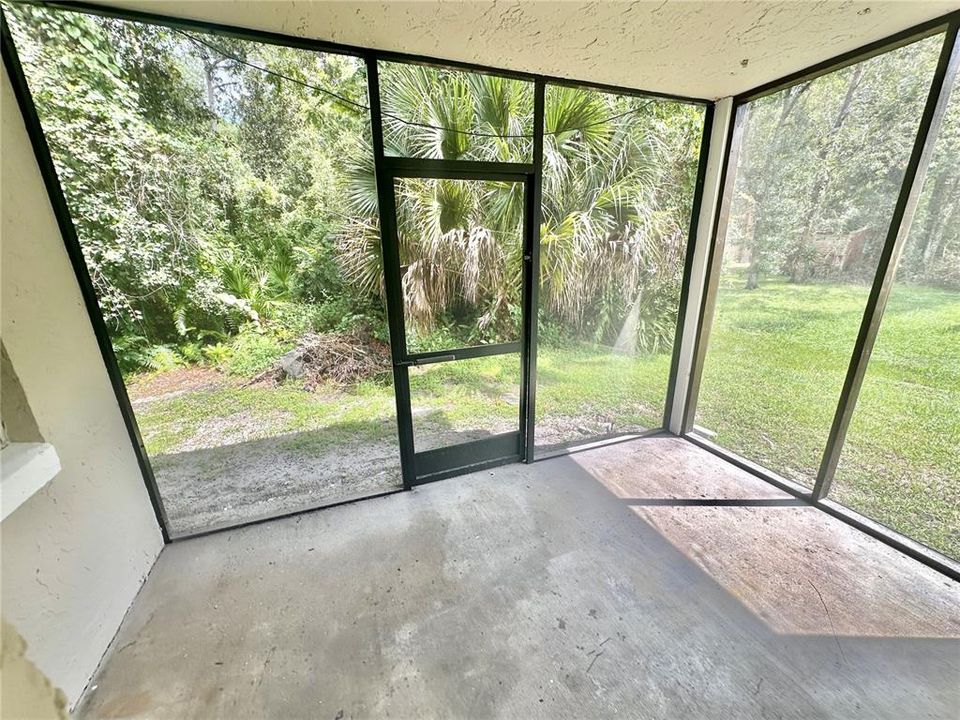 For Rent: $1,345 (2 beds, 2 baths, 940 Square Feet)