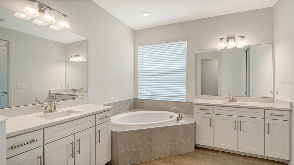 For Sale: $729,900 (3 beds, 2 baths, 2246 Square Feet)