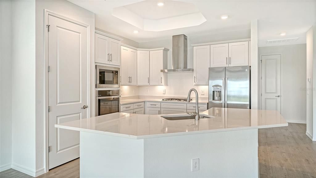 For Sale: $729,900 (3 beds, 2 baths, 2246 Square Feet)