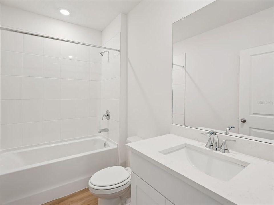 For Sale: $374,050 (4 beds, 3 baths, 1988 Square Feet)