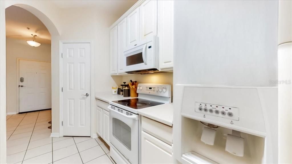 На продажу: $199,900 (3 спален, 2 ванн, 1248 Квадратных фут)