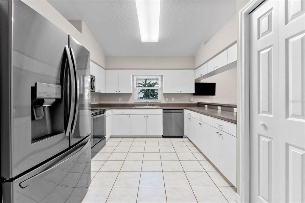 Activo con contrato: $650,000 (3 camas, 2 baños, 1528 Pies cuadrados)