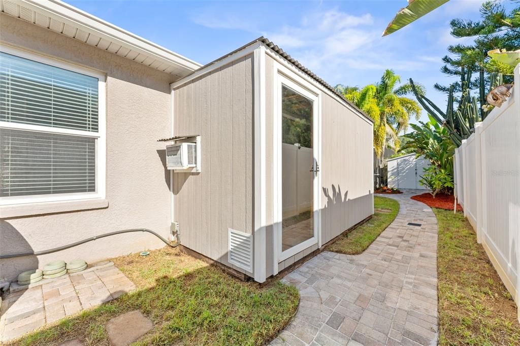 Activo con contrato: $650,000 (3 camas, 2 baños, 1528 Pies cuadrados)