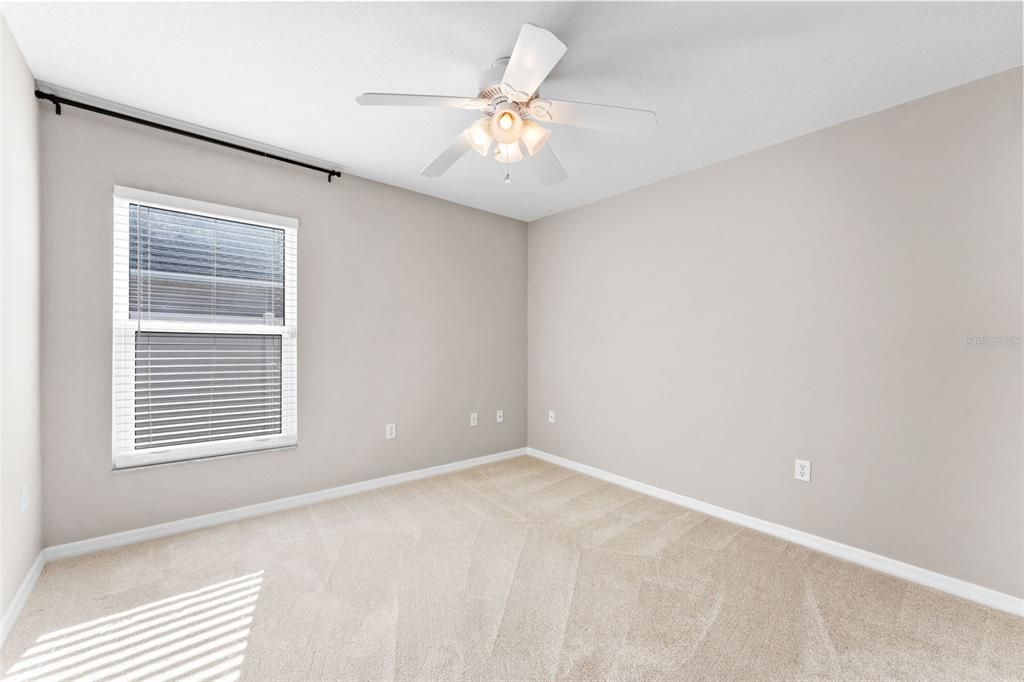 Activo con contrato: $650,000 (3 camas, 2 baños, 1528 Pies cuadrados)