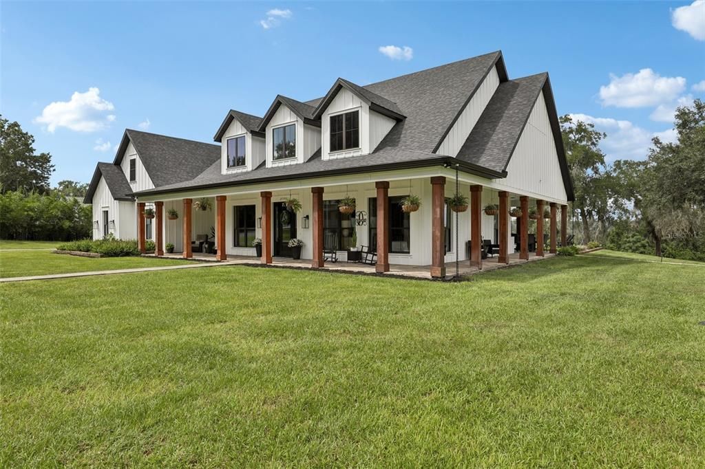 For Sale: $1,720,000 (4 beds, 3 baths, 3422 Square Feet)