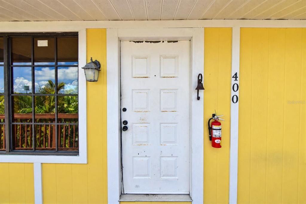 For Sale: $135,000 (1 beds, 1 baths, 576 Square Feet)