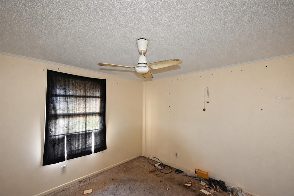 For Sale: $135,000 (1 beds, 1 baths, 576 Square Feet)