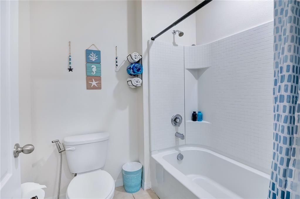 For Sale: $524,990 (5 beds, 3 baths, 2568 Square Feet)