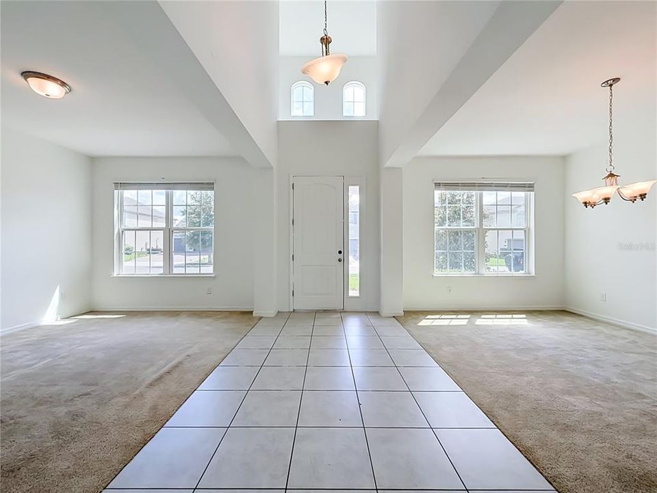 En Venta: $750,000 (6 camas, 4 baños, 4204 Pies cuadrados)