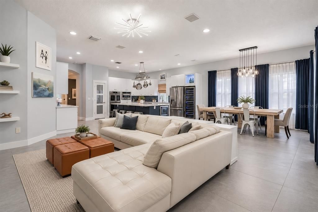For Sale: $1,225,000 (5 beds, 3 baths, 3073 Square Feet)