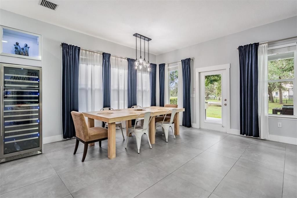 For Sale: $1,225,000 (5 beds, 3 baths, 3073 Square Feet)