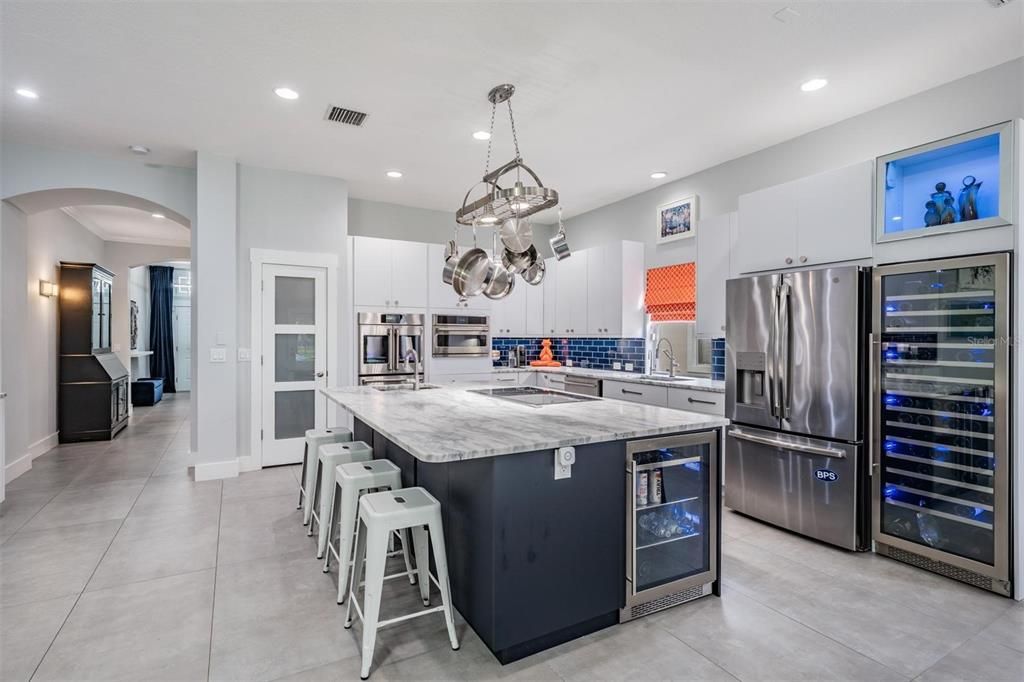 For Sale: $1,225,000 (5 beds, 3 baths, 3073 Square Feet)
