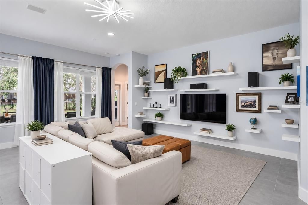 For Sale: $1,225,000 (5 beds, 3 baths, 3073 Square Feet)