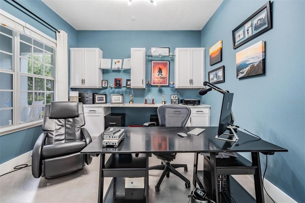 For Sale: $1,225,000 (5 beds, 3 baths, 3073 Square Feet)