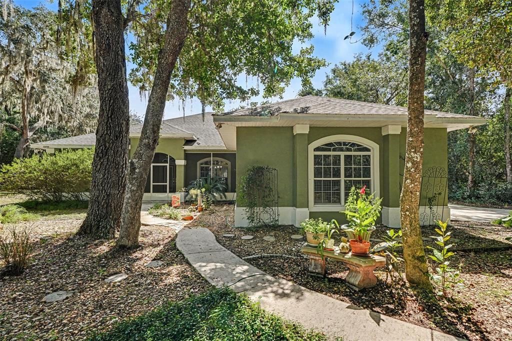 For Sale: $649,000 (3 beds, 2 baths, 2288 Square Feet)