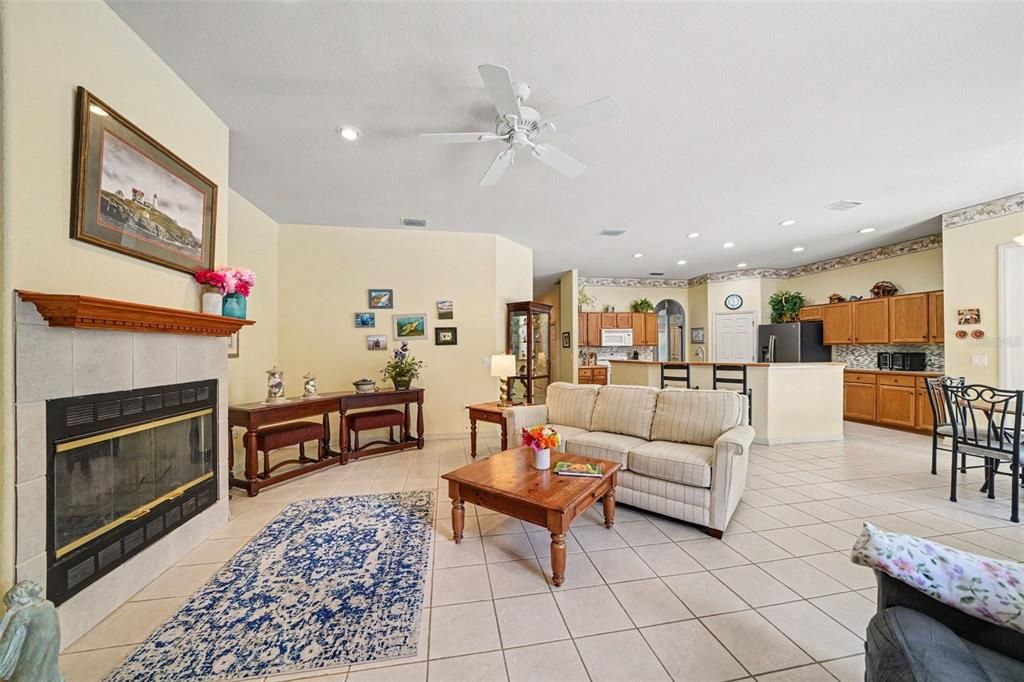For Sale: $649,000 (3 beds, 2 baths, 2288 Square Feet)
