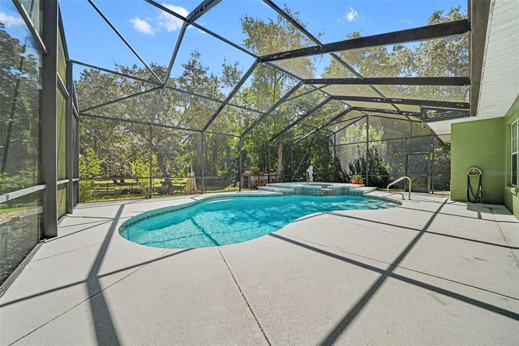 For Sale: $649,000 (3 beds, 2 baths, 2288 Square Feet)