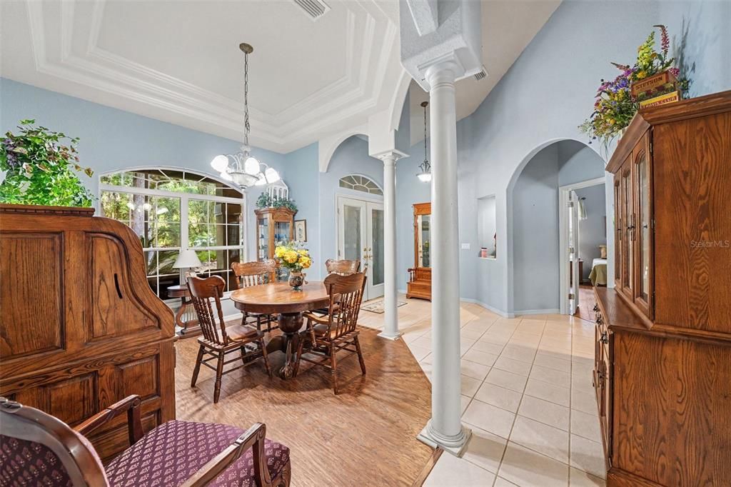 For Sale: $649,000 (3 beds, 2 baths, 2288 Square Feet)