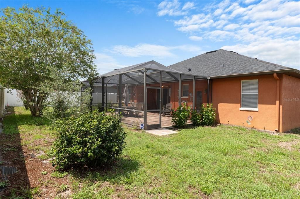 En Venta: $354,900 (4 camas, 2 baños, 2172 Pies cuadrados)