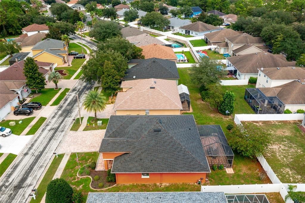 En Venta: $354,900 (4 camas, 2 baños, 2172 Pies cuadrados)
