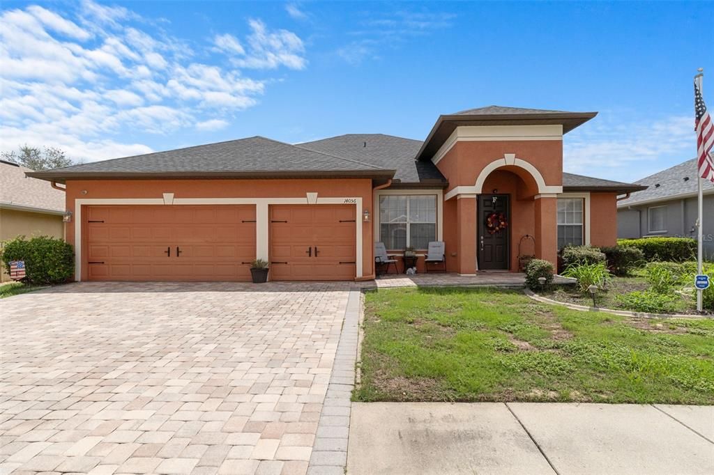 En Venta: $354,900 (4 camas, 2 baños, 2172 Pies cuadrados)