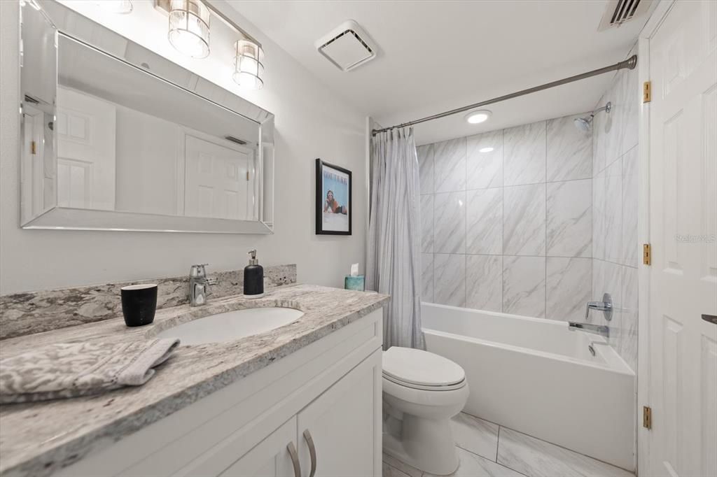 For Sale: $849,000 (3 beds, 3 baths, 2200 Square Feet)
