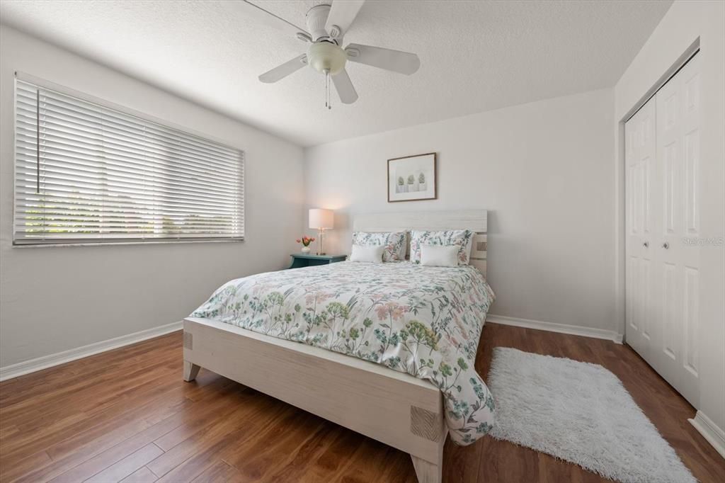 For Sale: $849,000 (3 beds, 3 baths, 2200 Square Feet)