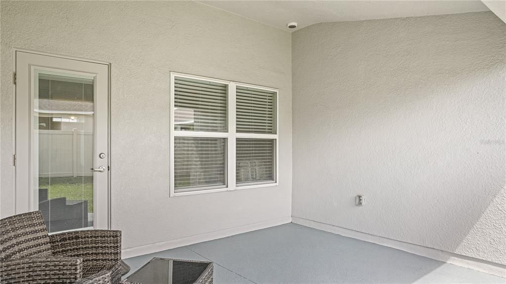 For Rent: $3,000 (3 beds, 2 baths, 1807 Square Feet)