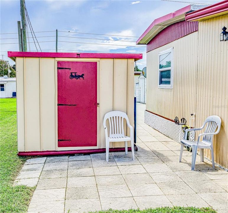 For Sale: $124,900 (2 beds, 2 baths, 1260 Square Feet)