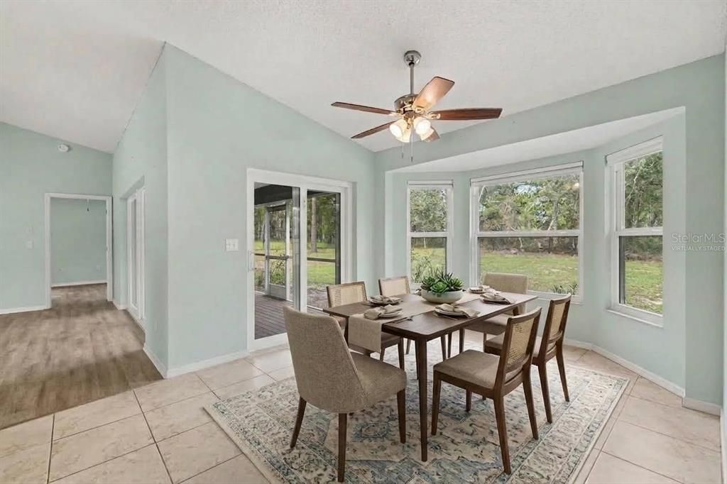 For Sale: $295,500 (3 beds, 2 baths, 1744 Square Feet)