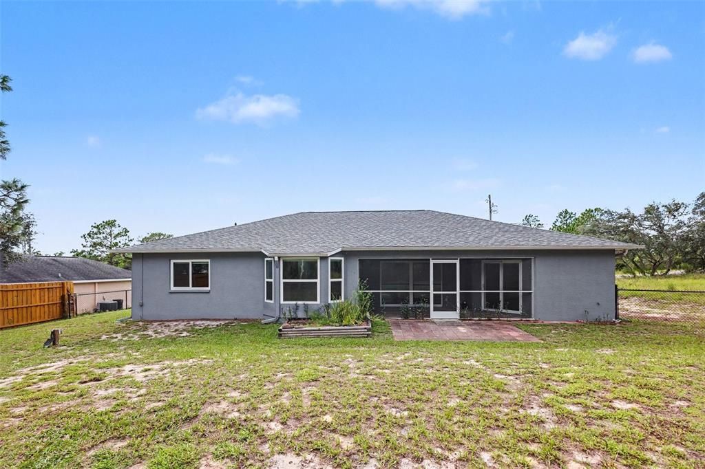For Sale: $295,500 (3 beds, 2 baths, 1744 Square Feet)