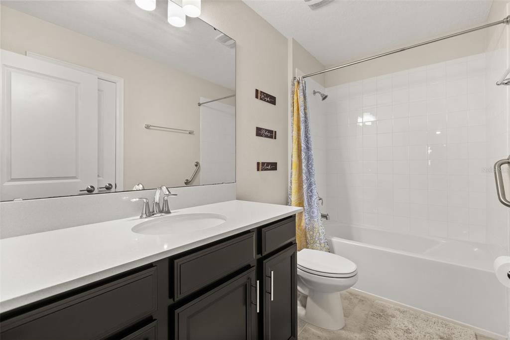 For Rent: $2,600 (3 beds, 2 baths, 2076 Square Feet)