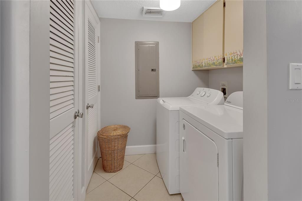 En Venta: $359,900 (2 camas, 2 baños, 1500 Pies cuadrados)