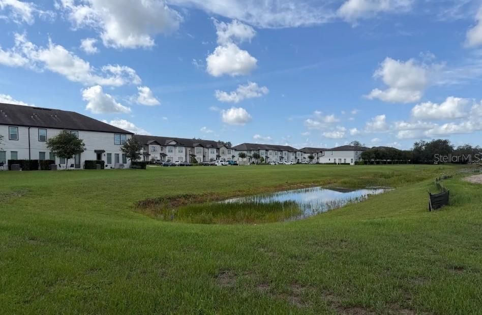 For Rent: $2,800 (3 beds, 2 baths, 2100 Square Feet)