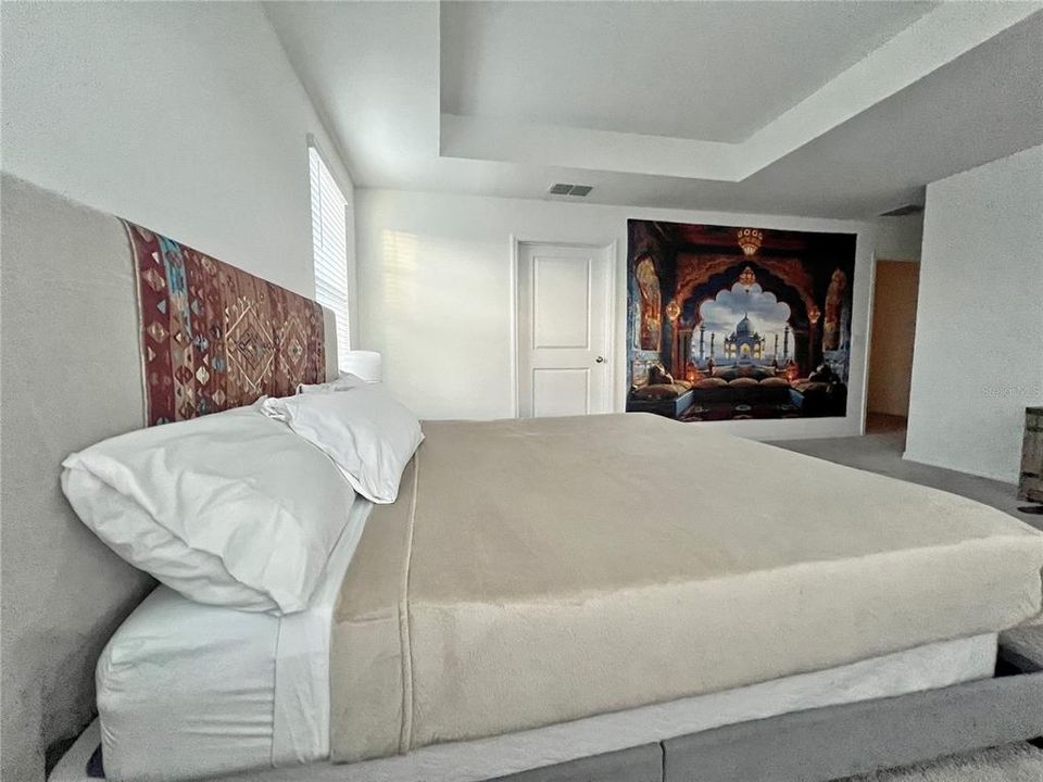 For Rent: $2,800 (3 beds, 2 baths, 2100 Square Feet)