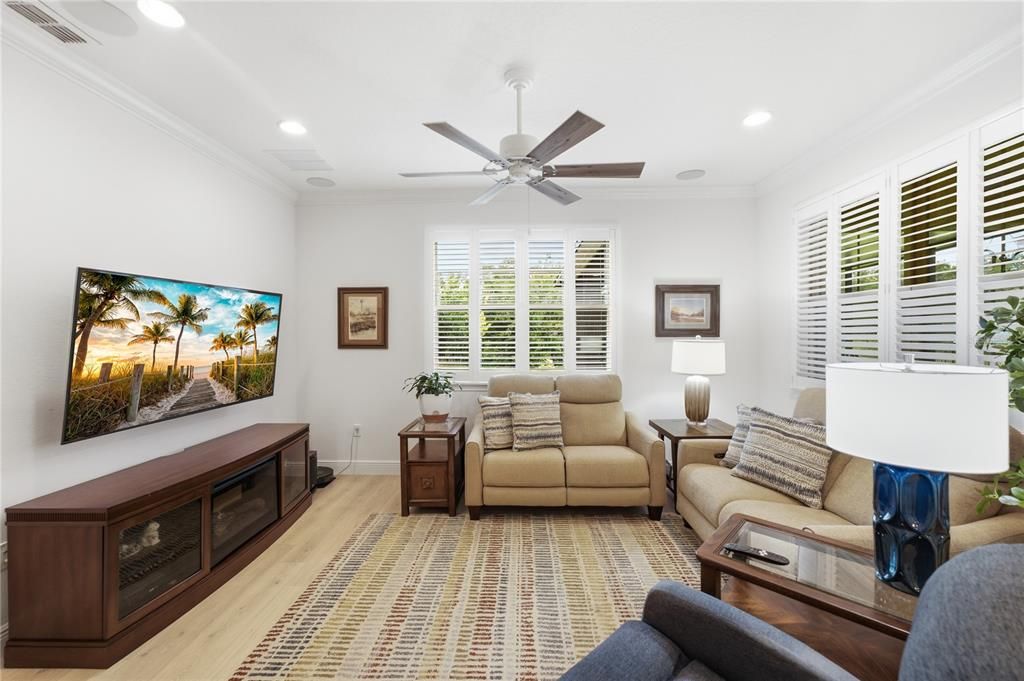 En Venta: $385,000 (3 camas, 2 baños, 1550 Pies cuadrados)