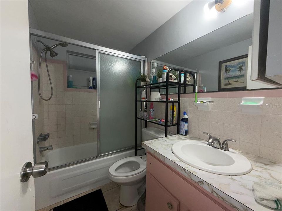 For Sale: $170,000 (3 beds, 2 baths, 1140 Square Feet)