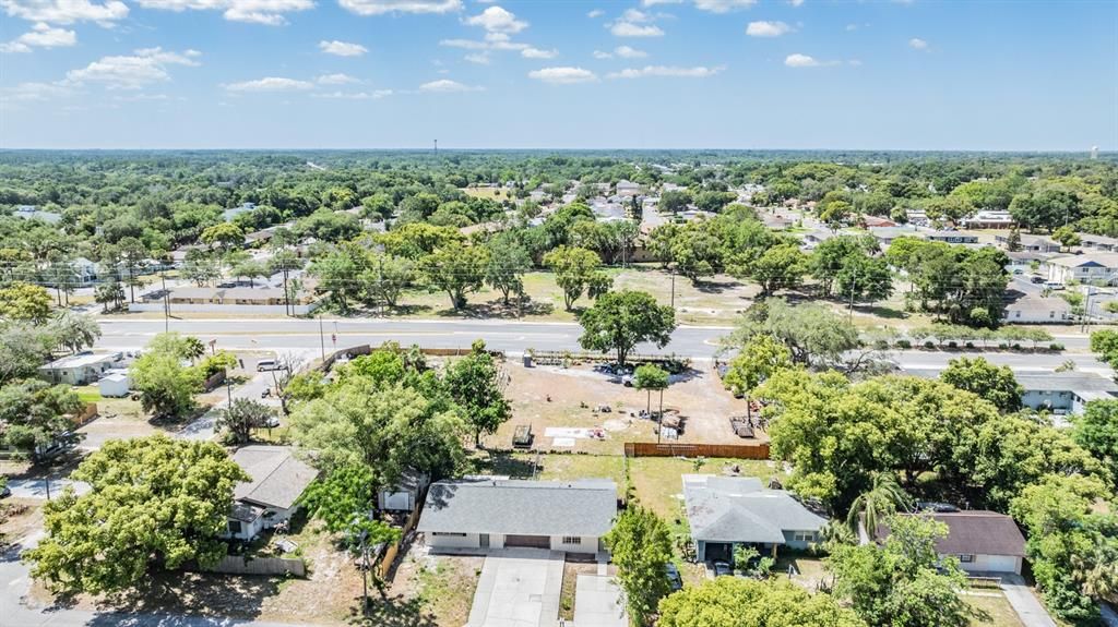 For Rent: $1,450 (2 beds, 1 baths, 850 Square Feet)