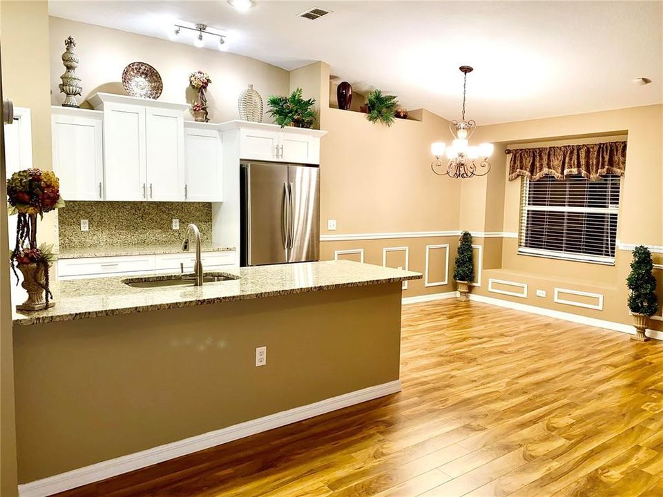 En Renta: $2,995 (4 camas, 2 baños, 1742 Pies cuadrados)