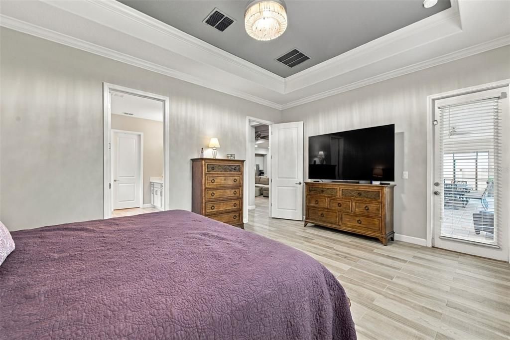 Под контрактом: $649,900 (4 спален, 3 ванн, 2805 Квадратных фут)