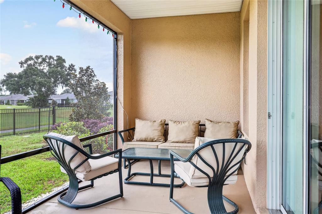 En Venta: $469,000 (2 camas, 2 baños, 2056 Pies cuadrados)