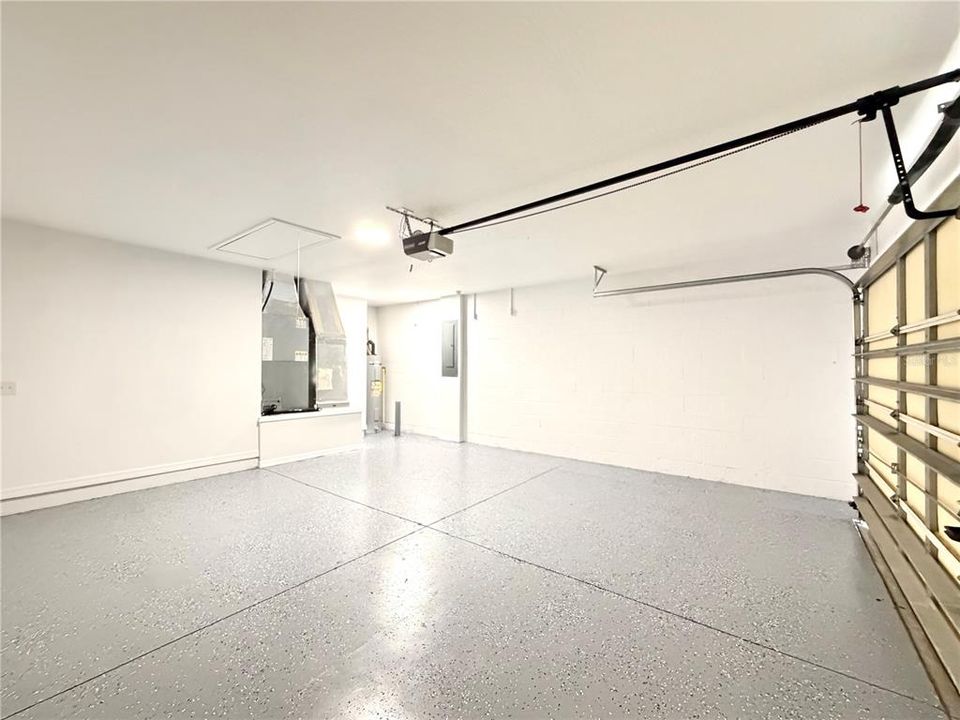 For Sale: $298,900 (4 beds, 3 baths, 2585 Square Feet)